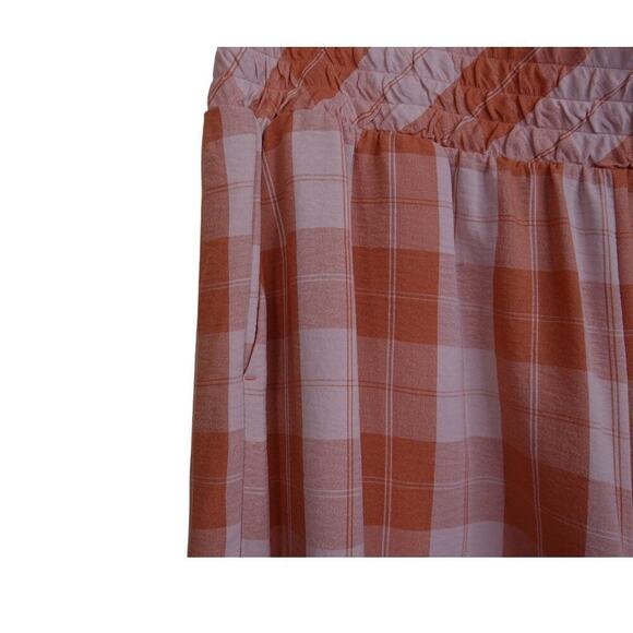 Torrid 1 1X Shorts Plaid Salmon Pink Pockets Pull On Mid Rise - Picture 4 of 7